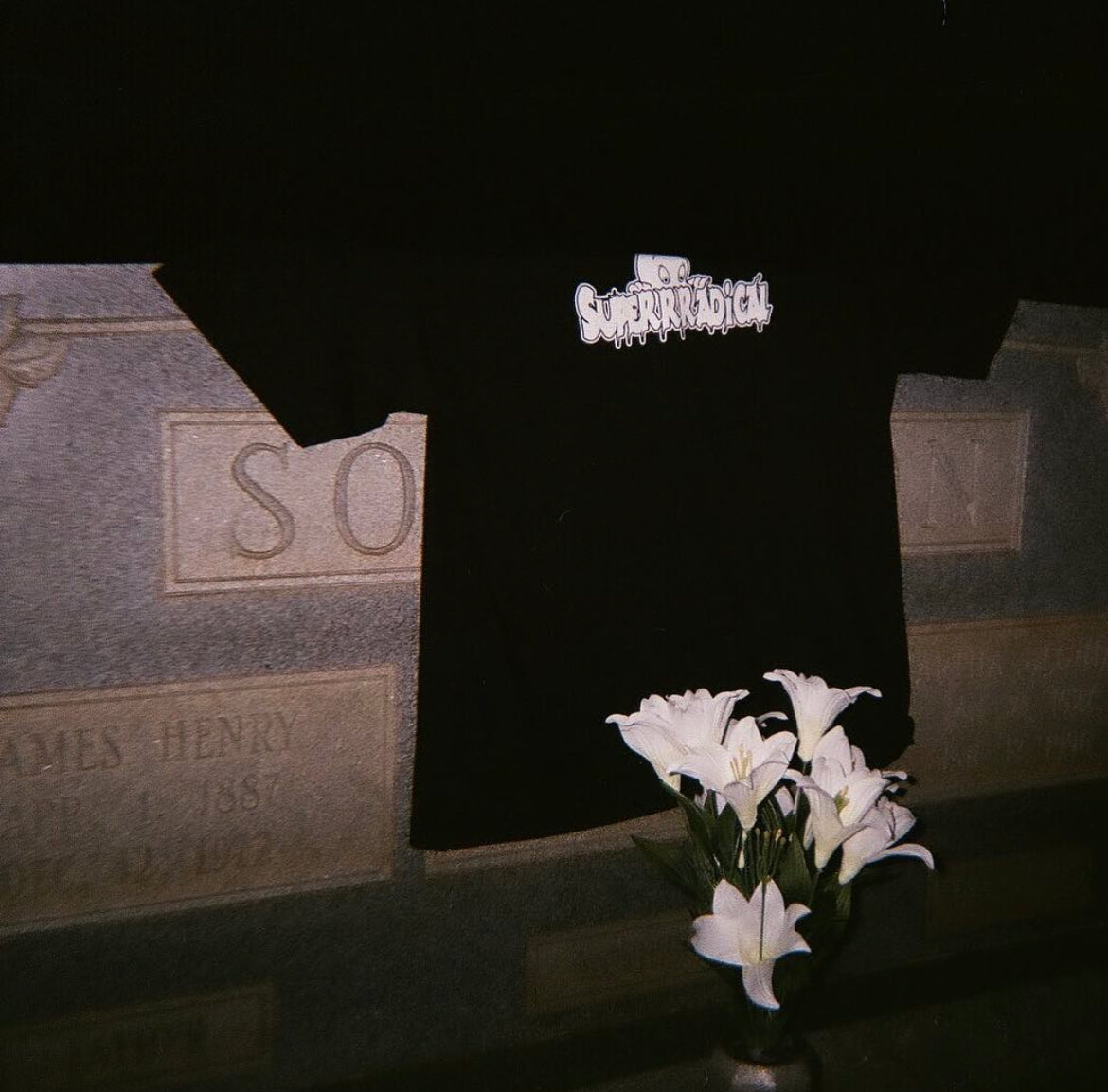 'CASPER' TEE (BLACK)