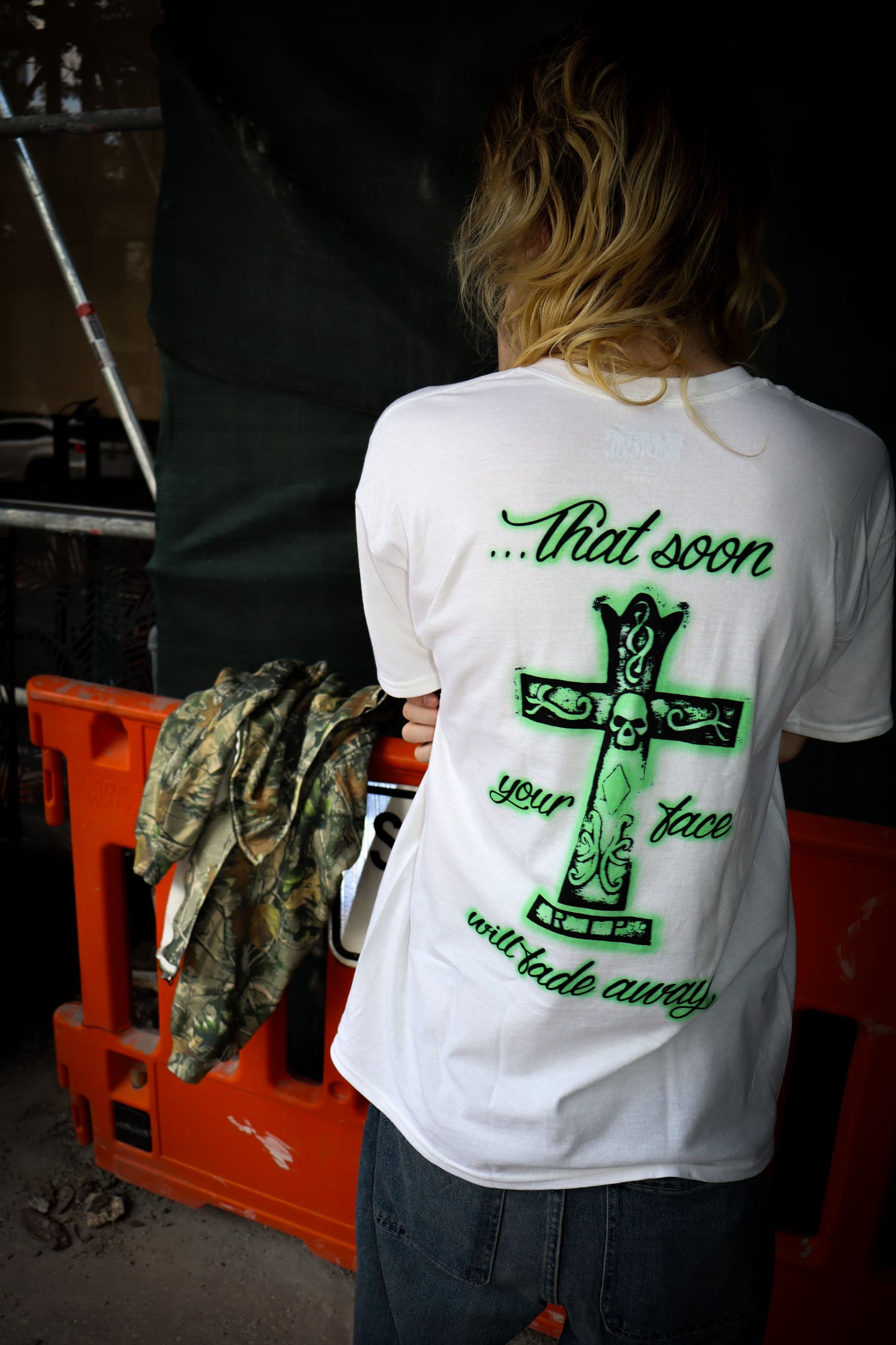 'BRITNEY' TEE