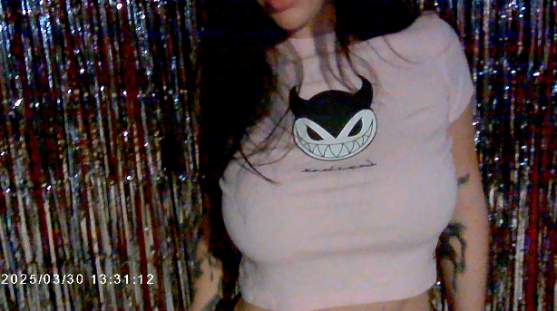 EVIL GIRLS TEE (PINK)