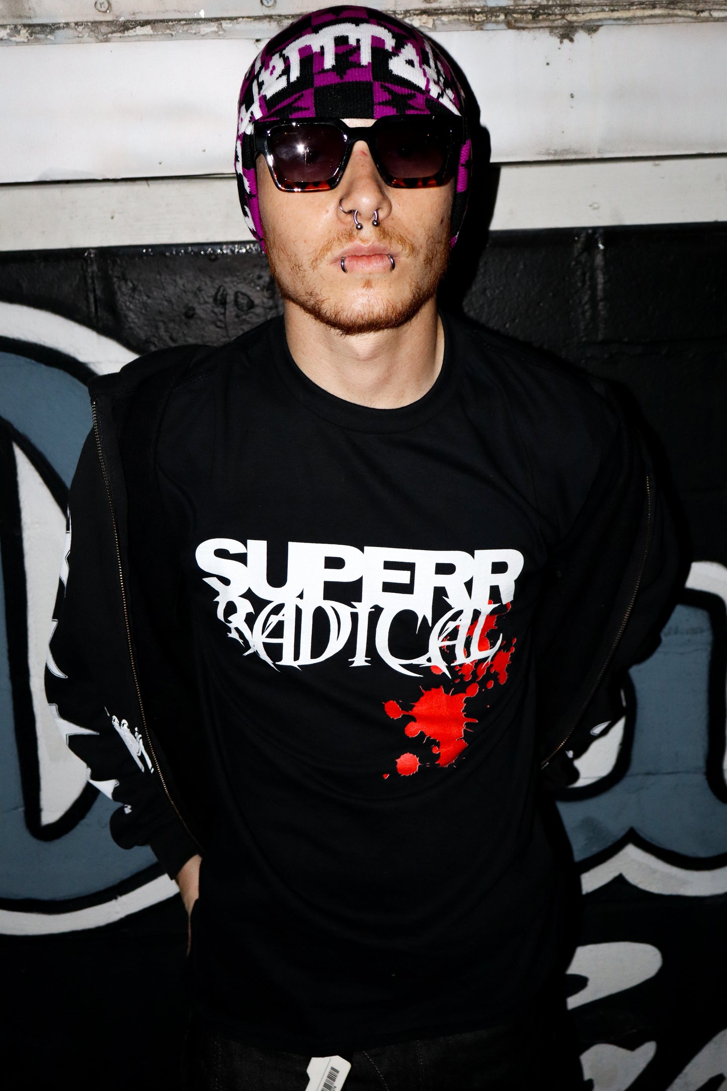 SUNGLASSES